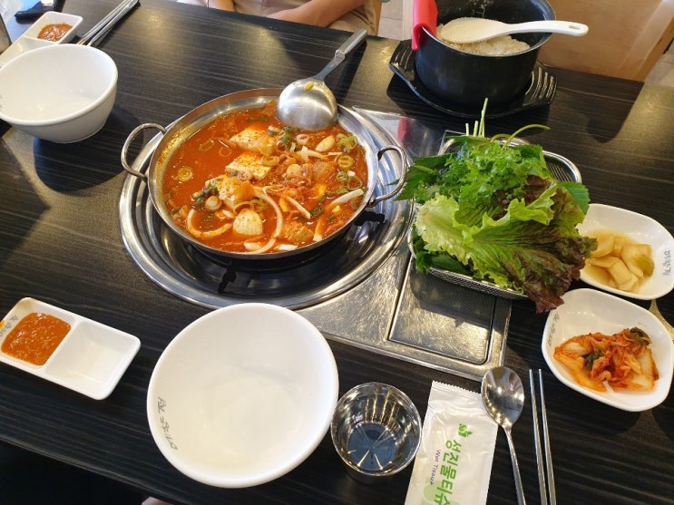  청주 쌈밥 산남동 예향정 싱싱한 야채 무한리필