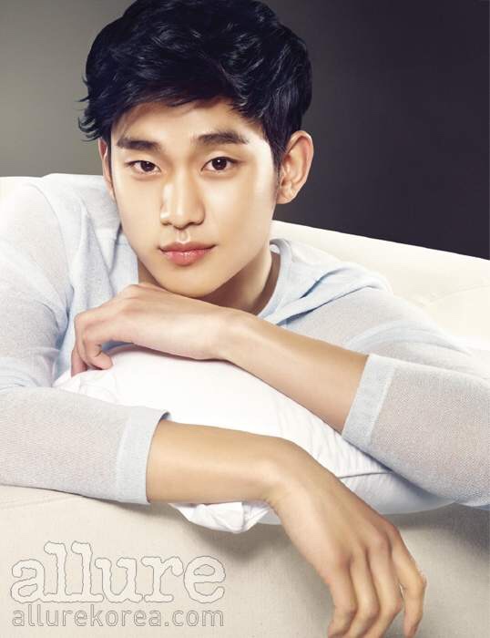  김수현 제대 결혼설 아버지