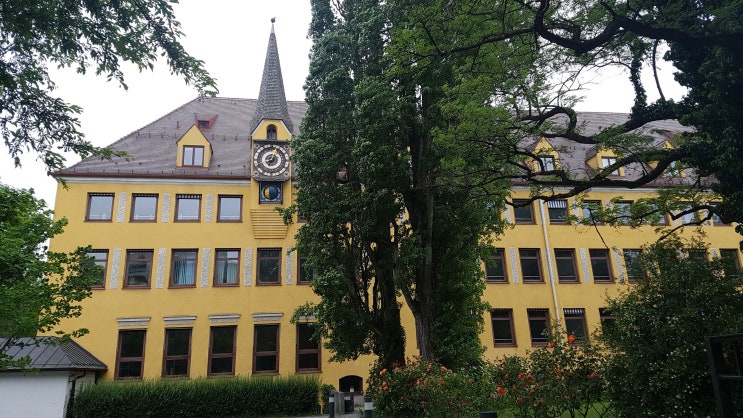  Gymnasium Max-Josef-Stift/독일조기유학센터/막스 조셉 스티프트/Muenchen/뮌헨/독일고등학교/독일여학교/독일기숙학교/독일아비투어/독일공립학교
