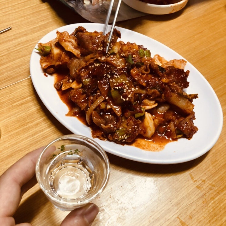  [을지로3가] 서울식품 - 여기 을지로 핫플레이스예여?!