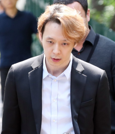  "봉사하며 살 것"...'마약혐의 박유천, 1심서 집유 → 구속 68일만 석방