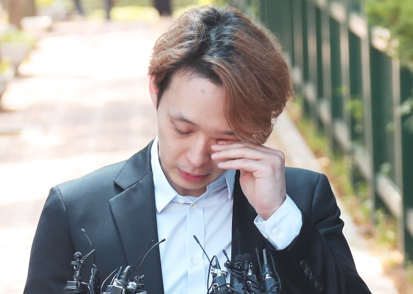 박유천 석방 "팬들에게 죄송" - 포커스데일리 박유천 석방 "팬들에게 죄송" - 포커스데일리