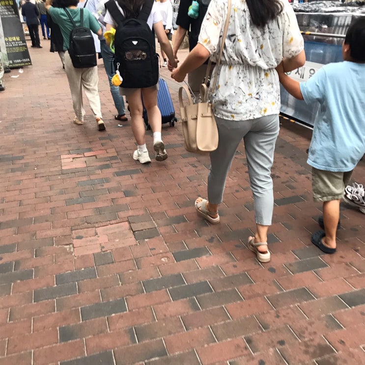  연극 ‘AI 그리고 그녀’ 관람 후기 별 다섯개