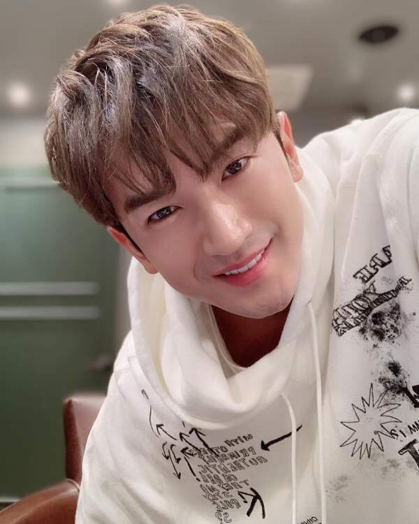  이민우 성추행 입건 공개구혼