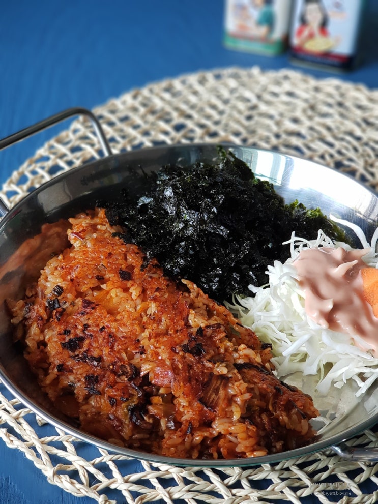  강식당2 피오 김치밥 1인분 레시피- 씹을수록 고소하네!