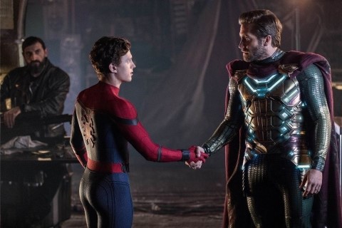  190703 Far from home