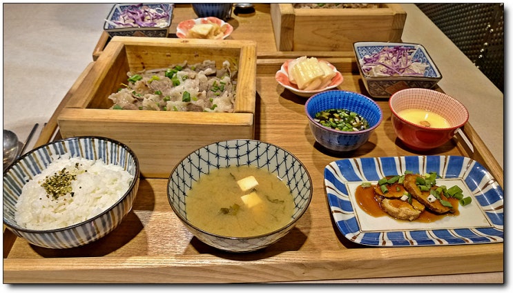  [경남/장유맛집]편백찜정식.....돈토리