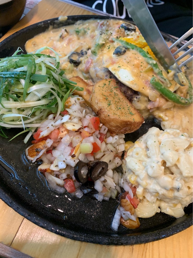  용인 동백 맛집 에그와 함박스테이크 맛있어요~