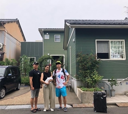 이시언, 일본 여행 중…"송진우 부부 초대"