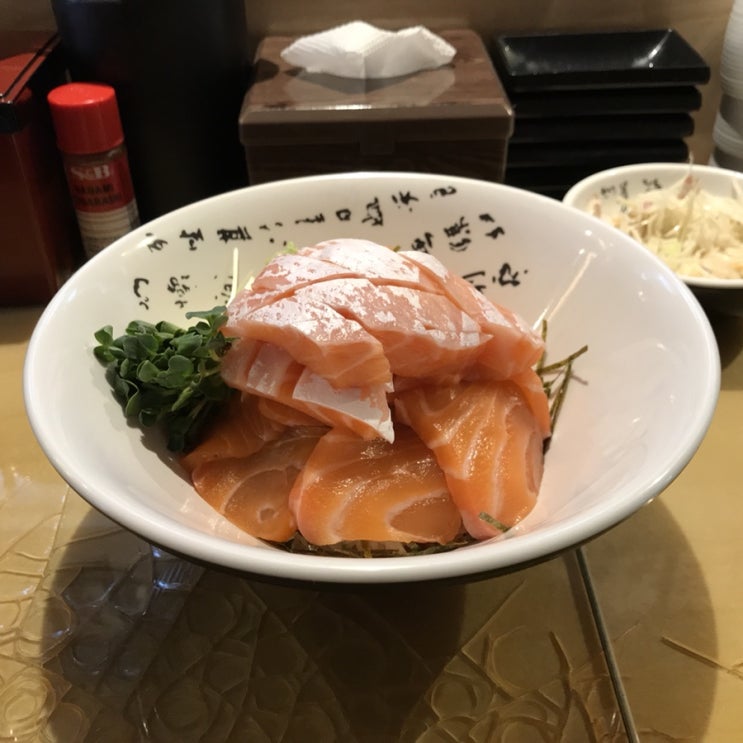  이수역 맛집 - 스시 & 돈부리 맛집 @마코토 ( 연어뱃살덮밥은 꼭 드셔보세요!)