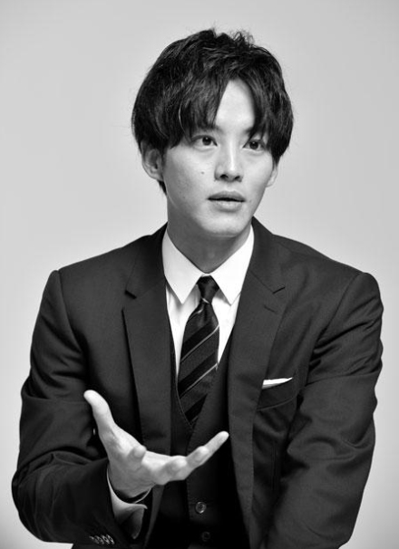 영화 [신문기자] 마츠자카 토리x심은경 인터뷰