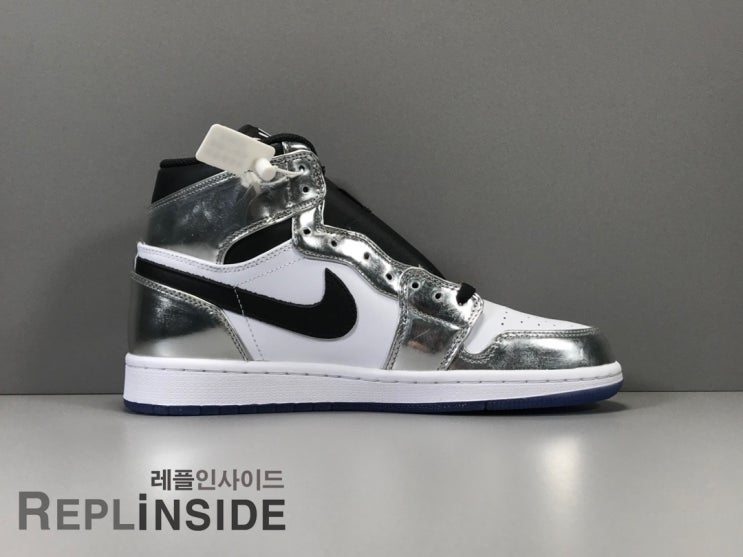  [AIR JORDAN] 에어조던1 패스 더 토치 메탈릭 크롬 블랙앤화이트 AQ7476-016 '리뷰'