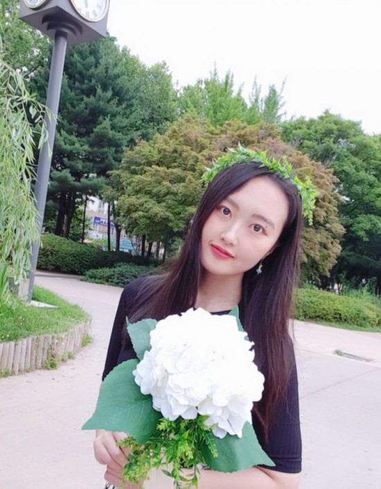  7월의 신부에게 브라이덜샤워준비 수국부케 꽃팔찌 화관