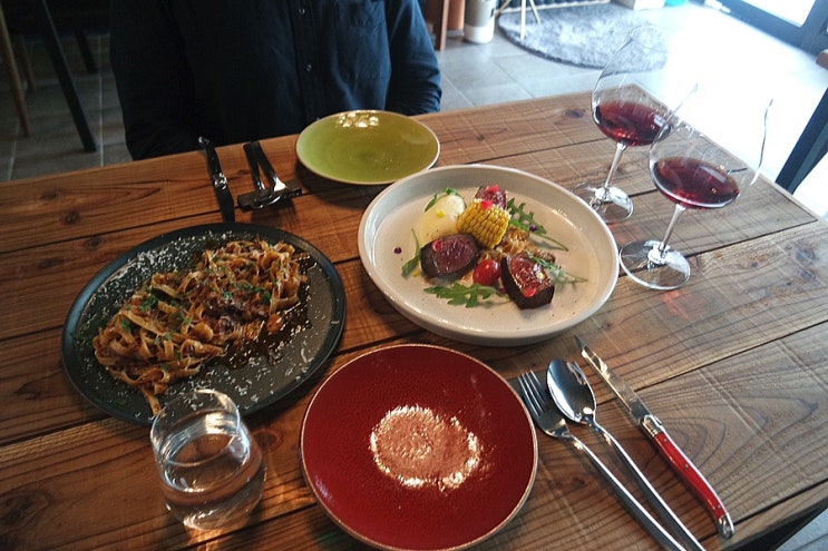  제주 연동 맛집, 제주도청 근처 분위기 좋은 봉플라봉뱅