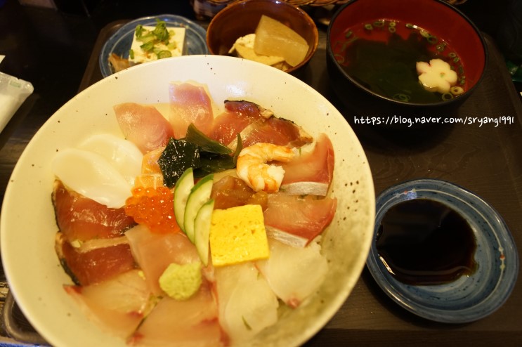 일본 벳부 온천여행 #2 벳부 유명한 회덮밥 맛집 '이즈츠'