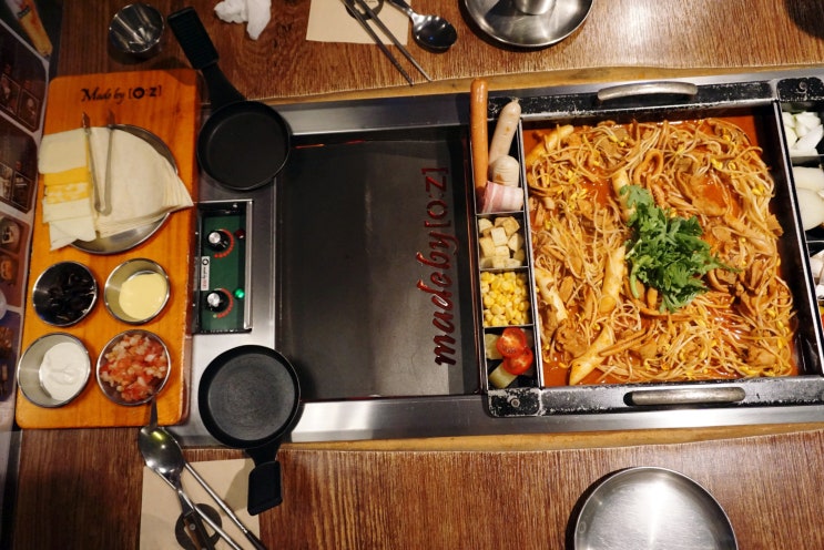 메이드바이오즈 : 강남역 데이트 맛집 새로운 형태의 불고기 라클렛 치즈쌈