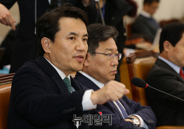  청문회 긴급 투입 김진태… "윤석열, 제가 잘 안다"