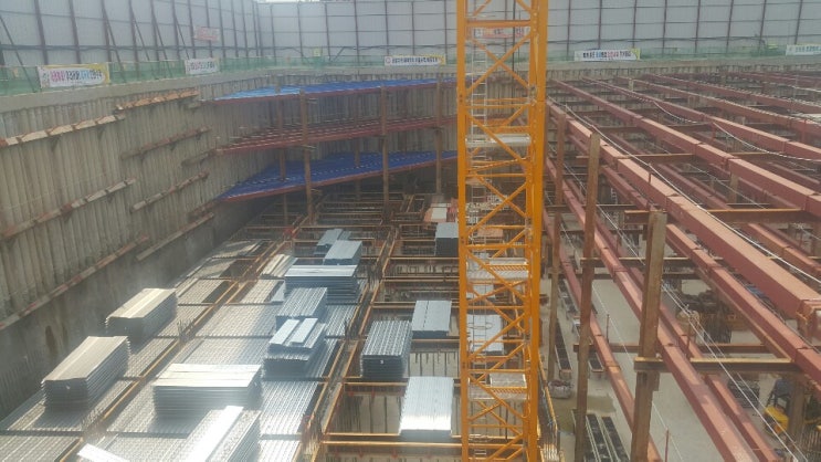 와우!!! 발 달린 k보 거푸집(Wheeled girder formwork)시공사진-전주오피스텔 현장 