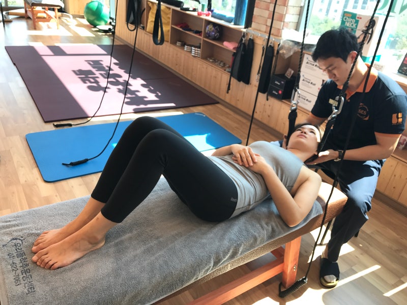 신불당척추교정<척추순환운동센터>70대부부협착증