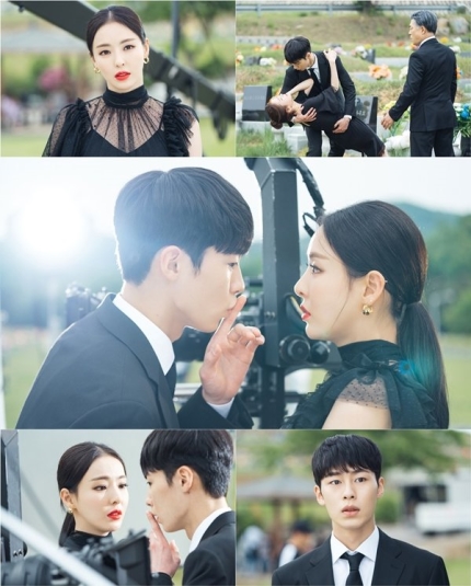 이다희·이재욱, 본격 반전 로맨스 예고 '설레는 투샷' 검블유 이다희·이재욱, 본격 반전 로맨스 예고 '설레는 투샷' 검블유