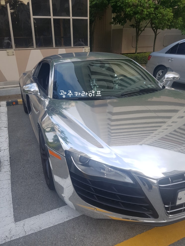  자동차간지실내튜닝!  생일선물로끝판왕 차량용아이언맨피규어 6종셋트 아우디R8 장착판매했어요