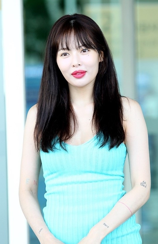  현아, 밀착 패션보다 부어 보이는 입술