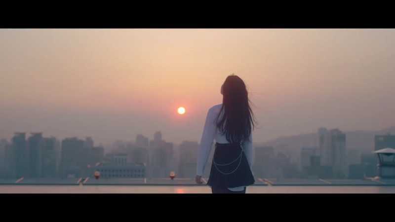 이달의 소녀 (올리비아 혜) | "Egoist" 세계관 분석 (1)