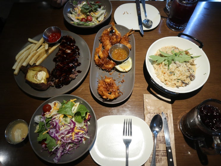  신논현 맛집 아웃백 런치메뉴 짐붐바+투움바리조또+골드코스트코코넛쉬림프(아웃백스테이크하우스 강남점)