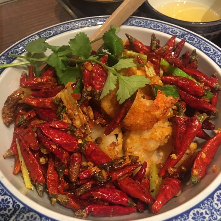 홍콩 미슐랭 맛집 센트럴 소호 사천 요리 음식 | 여행 중 제일 맛있었던 식당, 칠리 파가라(Chilli Fagara)