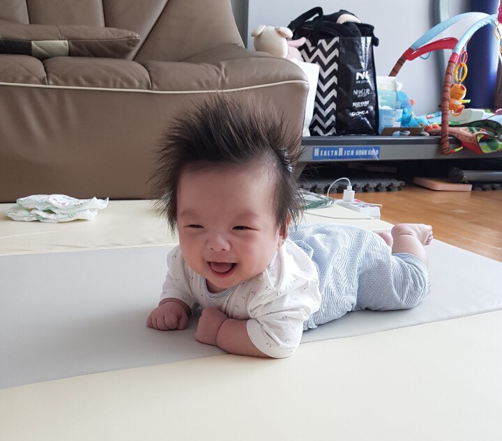  잠 좀 자자!!돈돈아!!
