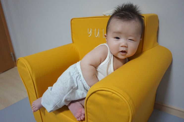  100일 선물/ 아기 쇼파/ 아기 의자/ 에어블랑 쇼파
