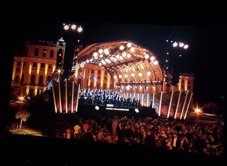  [클래식] 메가박스 클래식 소사이어티: 2019 빈필하모닉 썸머콘서트 - 지휘 구스타보 두다멜, 솔로이스트 유자왕