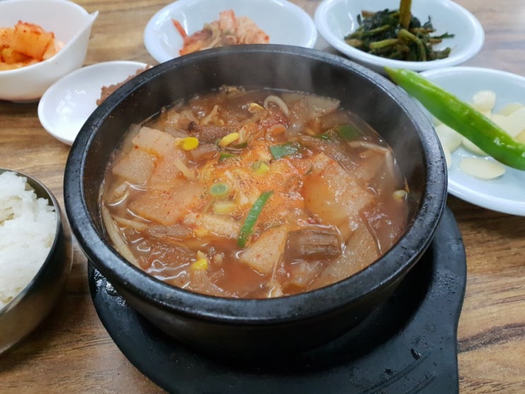  세계 언론자유지수 순위. 일본 경제보복 의도, 일본 불매 운동에 대한 생각에 관한 생각, 한국이 일본에 수출하는 제품은?