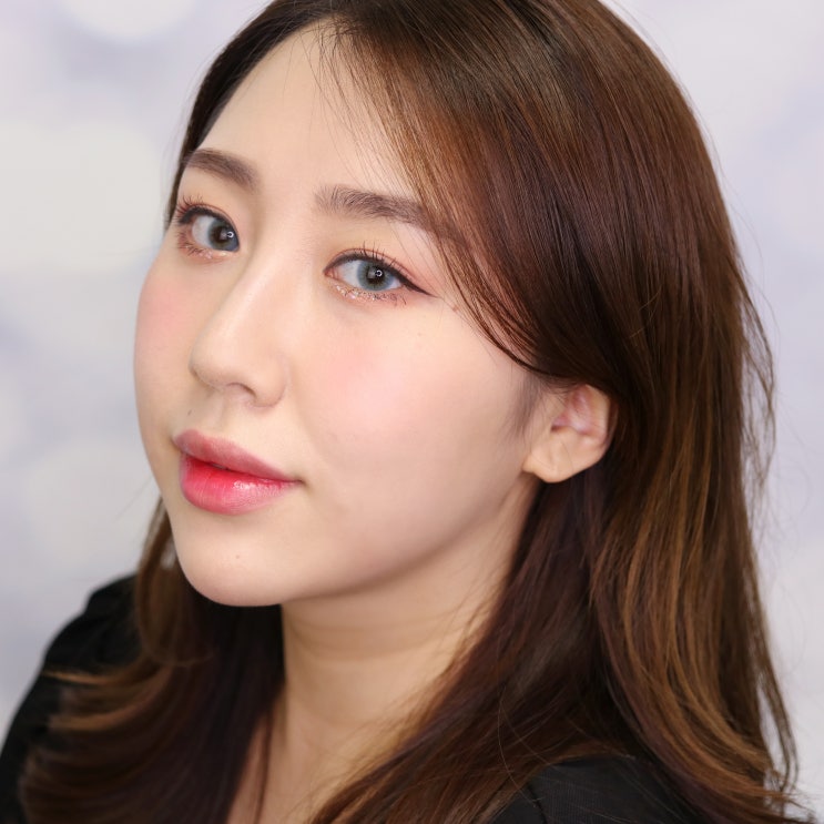  요즘 빠진 데일리 메이크업 How To ( 에스쁘아 룩북 & 테이핑커버쿠션 , 언리시아 글리터, 어딕션 블러셔, 베네피트 러브틴트 )