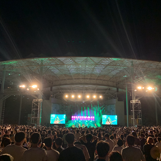  파크콘서트 마지막 날, 셋이서:)  @카더가든@혁오