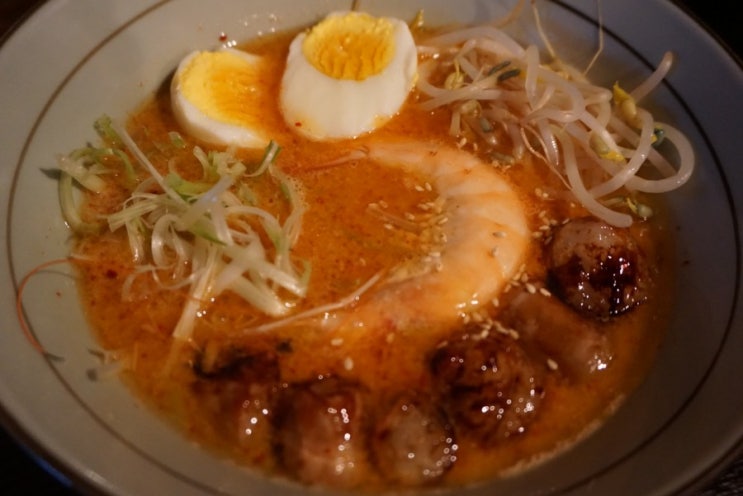  가로수길 신사역 라멘 맛집 이치라쿠/모츠라멘(대세라멘)
