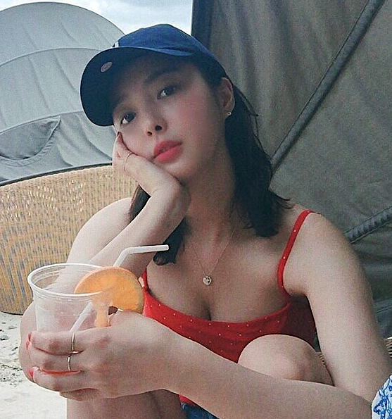  엄현경 나이 몸매 배우 노출 과거 성형 결혼 집안 드라마 인스타