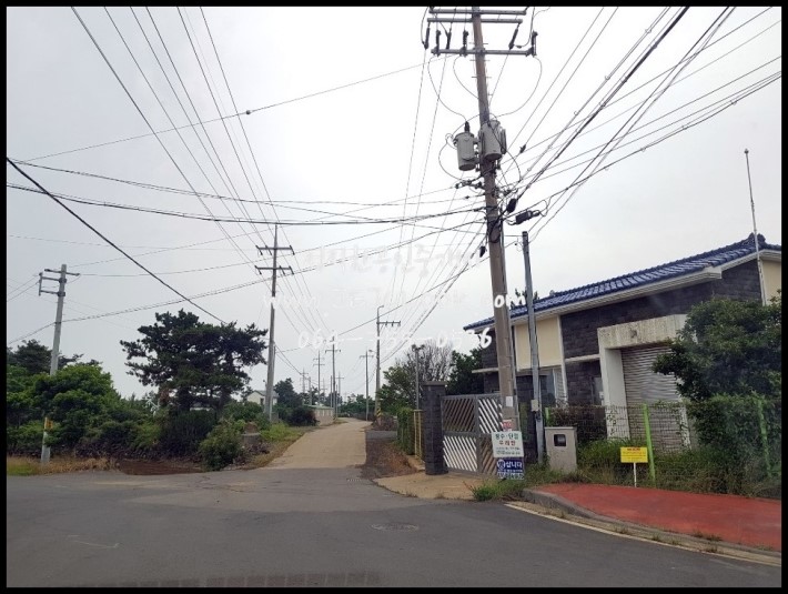   제주도 부동산  / 제주시 토지 매매  한경면 용수리 바다200미터 인근 토지매매 당40만 