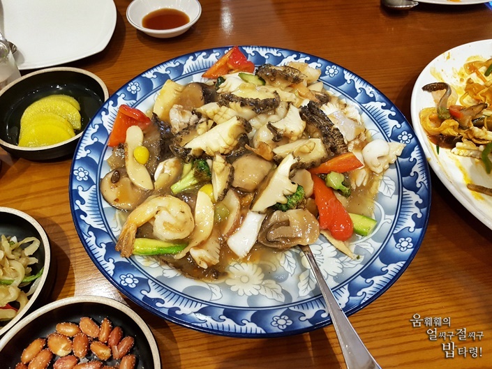  성수동 일일향 푸짐한 전가복과 입에 쩍쩍 붙는 멘보샤