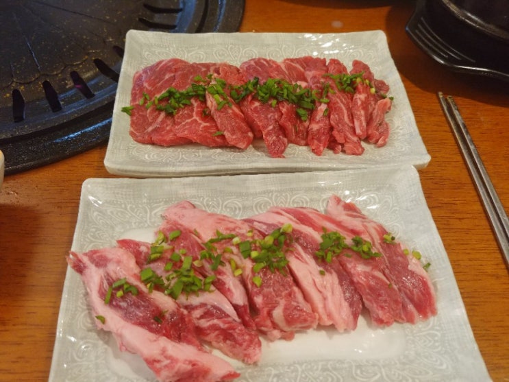  논현역 술집 정지안 고기 맛을 느끼다.