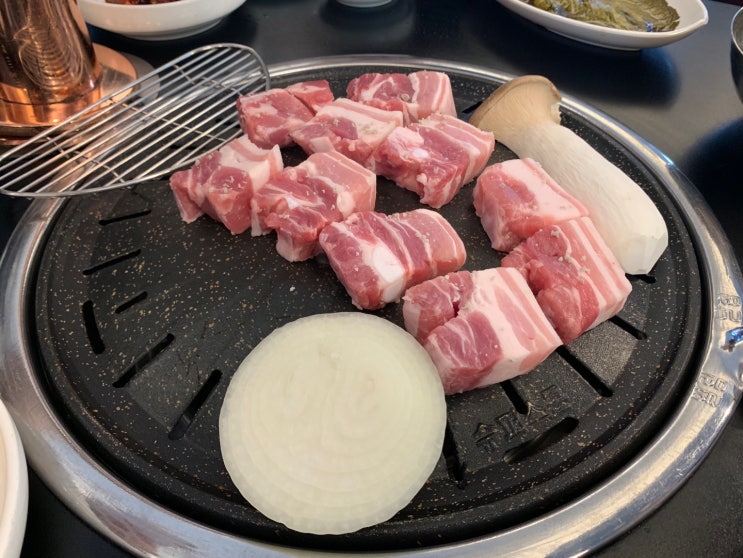  닝닝한 닝닝이의 일상 - 상인동 일월산 돼지갈비 / 대낮에 고기먹기