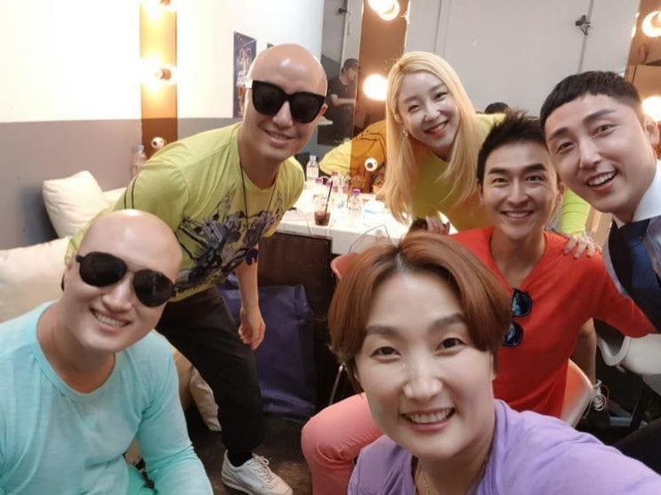  박수홍의 빠숑 콘서트..박경림, 배기성, 윤정수, 홍석천, 손헌수 등 게스트 출연! 박수홍 콘서트, 박경림ㆍ배기성ㆍ홍석천 등 '절친 인맥' 총집합..대기실 인증샷