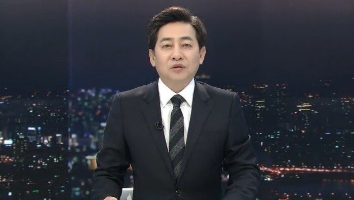  몰카 혐의 김성준 전 앵커 '여성의날' 클로징 멘트 회자…"성폭력 걱정 여성들에 위로와 격려"