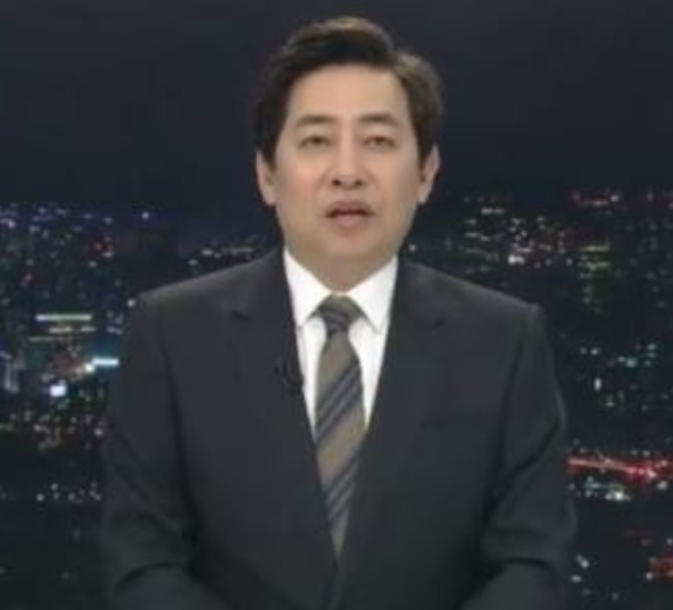  김성준 입건, '몰카 혐의' 구설수 ... SBS "사직서 제출해 수리"