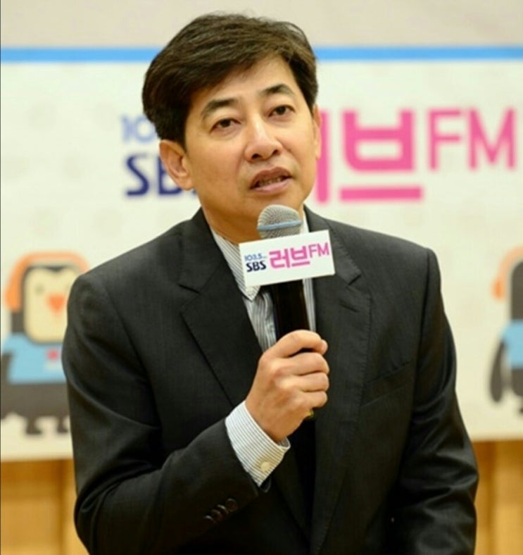  '지하철에서 몰래 시도'...김성준 SBS 전 앵커, 성범죄 혐의 체포