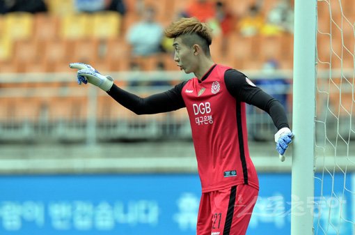  앞으로는 긴장하며 뒤셀도르프 조현우중계를 보자!!