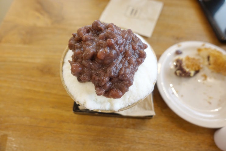  [일상] 팥고당 눈꽃팥빙수, 소보로앙버터샌드!