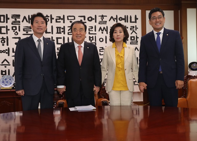  여야 3당 원내대표, 日 경제보복 대처 초당적 방일단 꾸리기로