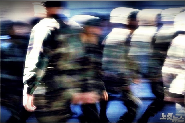 군 "투신사망 23사단 일병, 업무 관련 질책받아" 군 "투신사망 23사단 일병, 업무 관련 질책받아"
