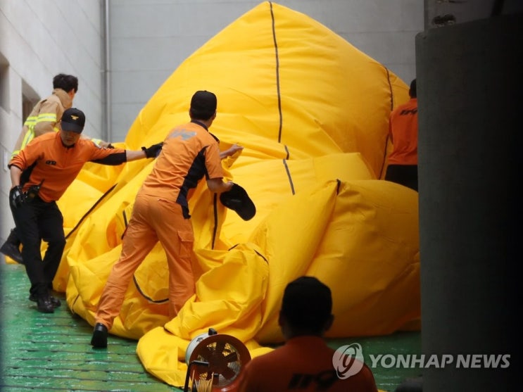  거제 아파트 살인사건 '살해범' 밤샘 대치 끝에 투신 사망…마지막 한 말은?